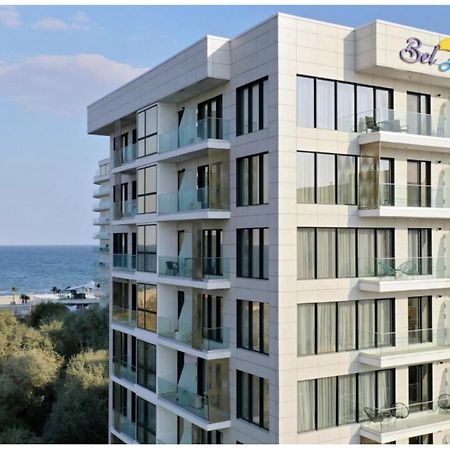 Avg By The Sea - Bel Air Apartments Mamaia Nord Ngoại thất bức ảnh