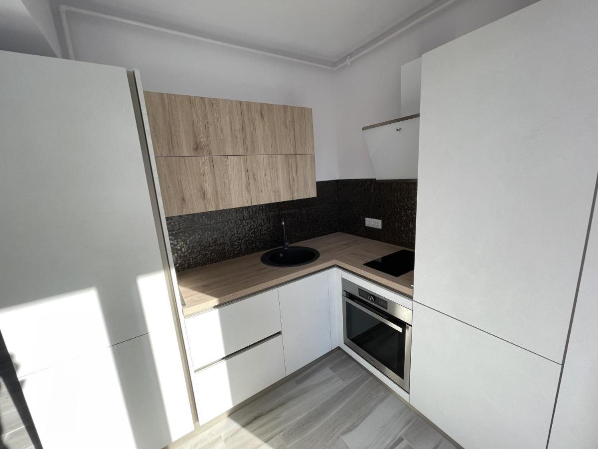 Avg By The Sea - Bel Air Apartments Mamaia Nord Ngoại thất bức ảnh