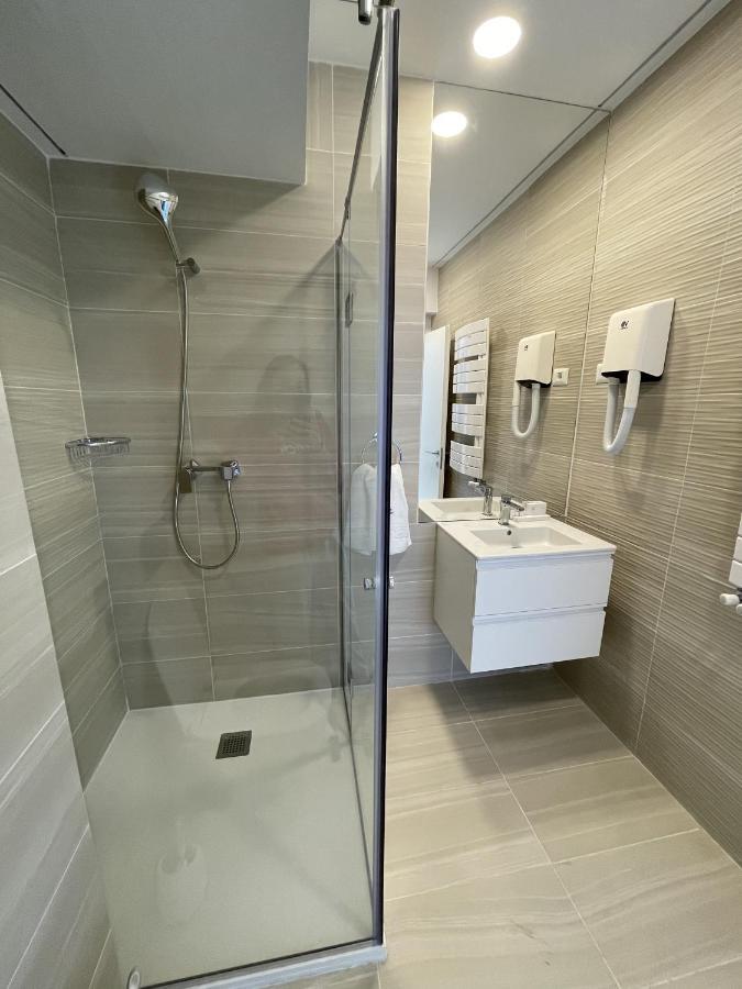 Avg By The Sea - Bel Air Apartments Mamaia Nord Ngoại thất bức ảnh